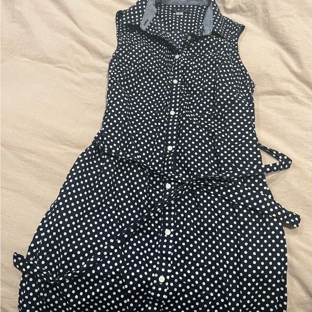 Tommy Hilfiger polka dot button up sleeveless.